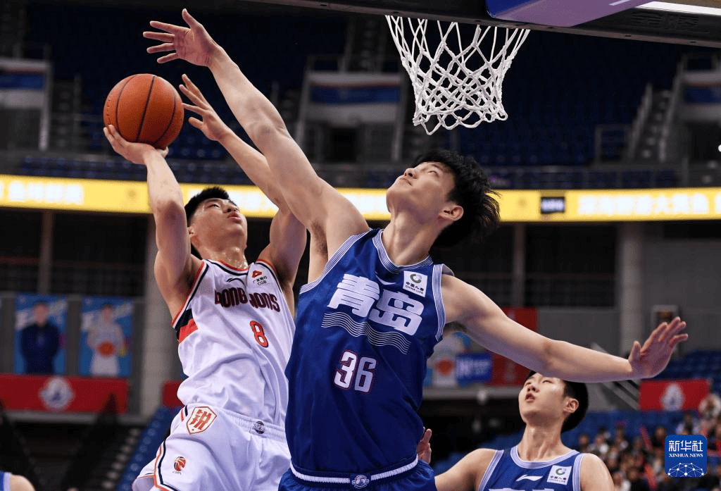 乌拉圭vs巴哈马
_重磅交易乌拉圭vs巴哈马
！曝广东男篮签约崔永熙 徐昕前往广州龙狮