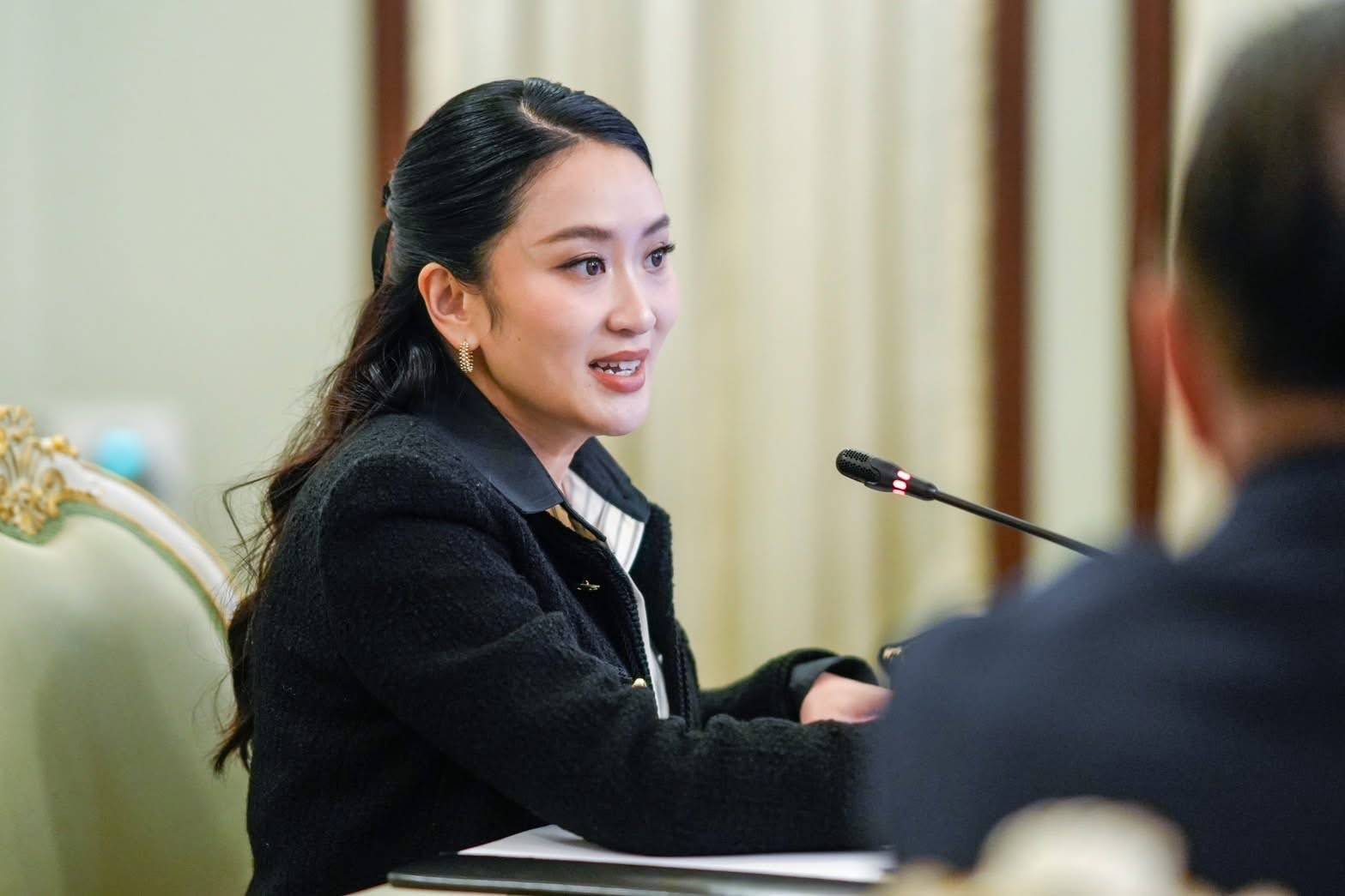 吉尔吉斯斯坦vs土库曼斯坦 | 76岁他信再次服刑吉尔吉斯斯坦vs土库曼斯坦，家族能否翻盘？专家：女儿仍有机会参加泰国议会选举