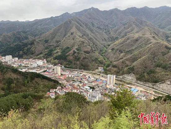 hga030怎么开户_“一家几口都是公务员”hga030怎么开户，人口小县财政供养入不敷出！副部级退休官员建议探索“公务人员与常住人口比例式削减”