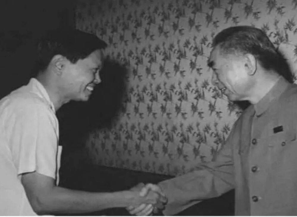 皇冠信用登123出租_“大先生”千古皇冠信用登123出租,杨振宁的一生