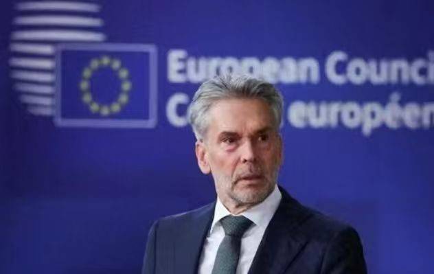 皇冠信用盘如何申请
_大结局要来？荷兰体面认输皇冠信用盘如何申请
，或恢复中方CEO职位，特朗普“弃卒保帅”，美国罕见退了一步