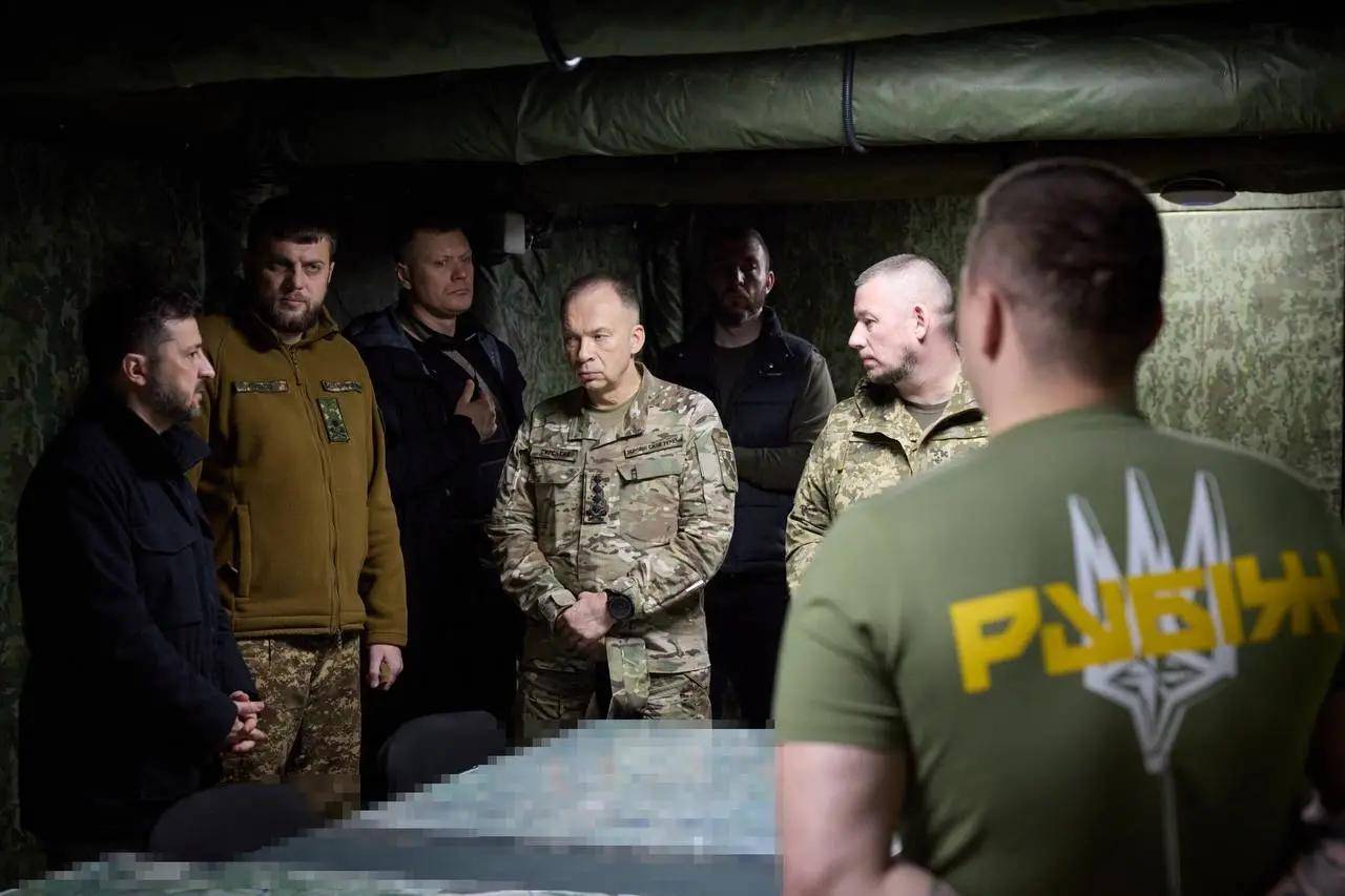 皇冠信用網开户
_俄军中计了？六支乌军特种兵小队突然杀出皇冠信用網开户
，在红军城中心升旗示威